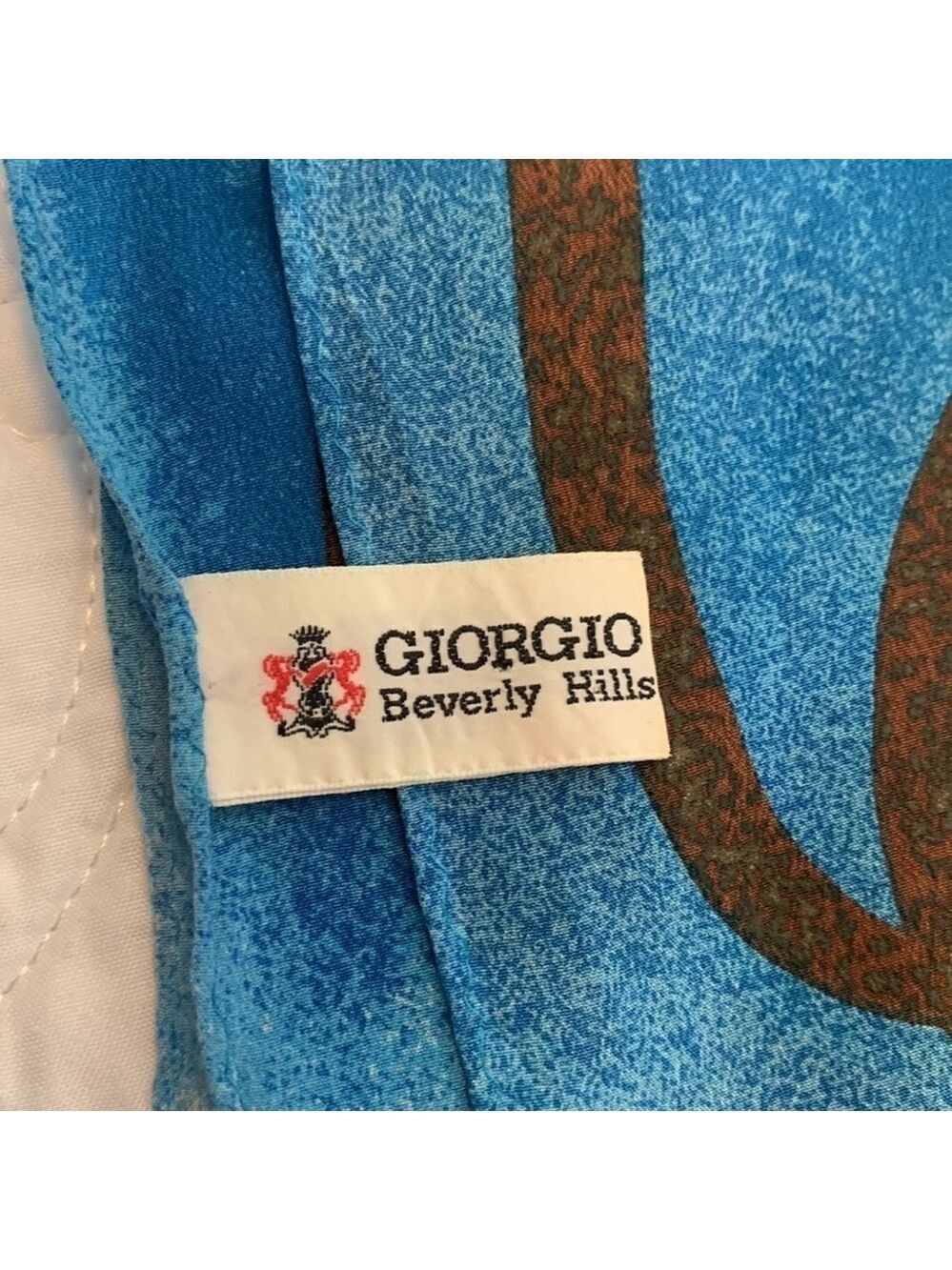 Vintage GIORGIO BEVERLY HILLS 100% silk scarf blue 34”x34” Made in Japan - Picture 5 of 10